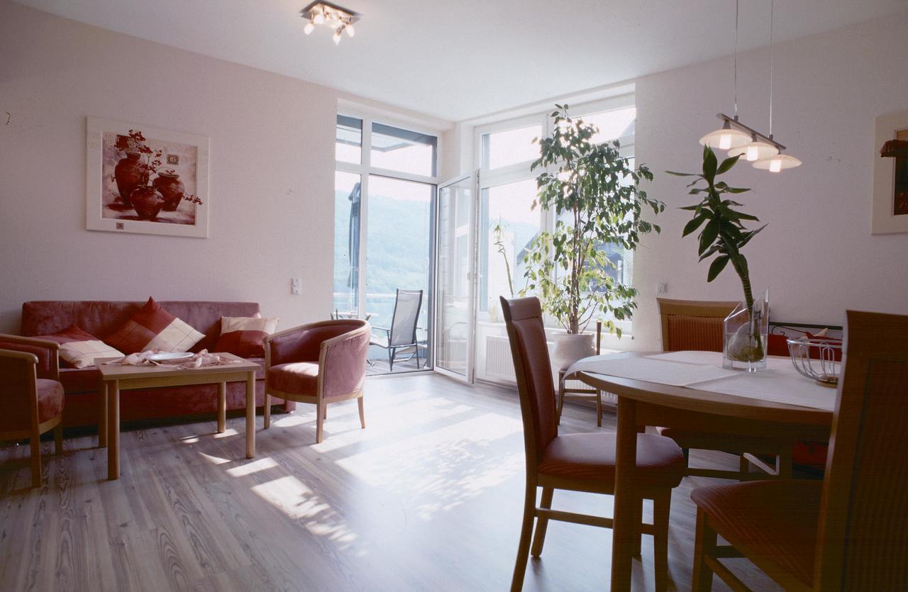 Ferienweingut Port Hotel Bernkastel-Kues Bagian luar foto